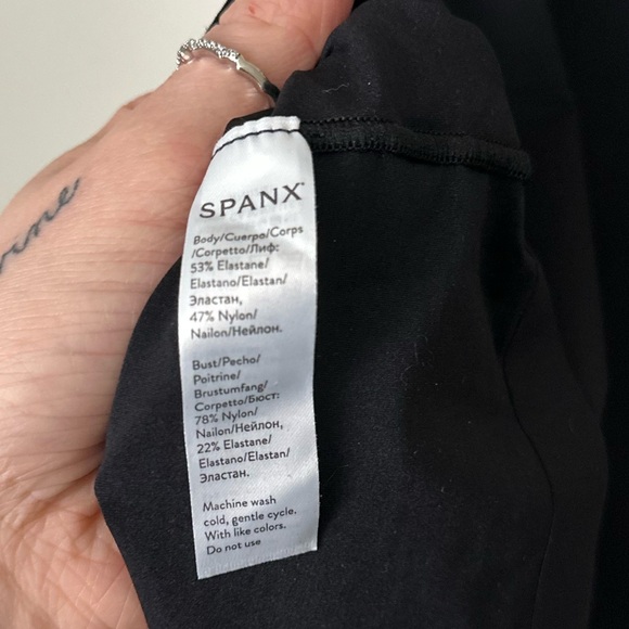 SPANX Essential Cami - Picture 4 of 5